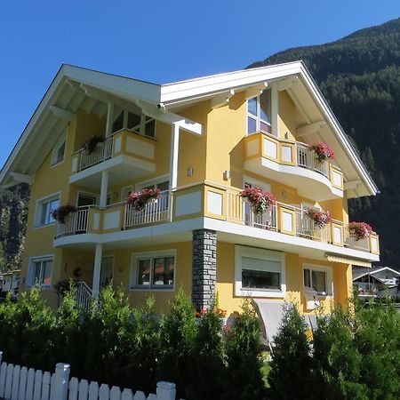 Haus Tanja Apartment Längenfeld Екстериор снимка