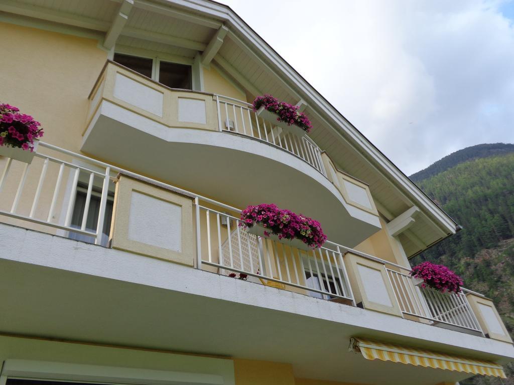 Haus Tanja Apartment Längenfeld Стая снимка
