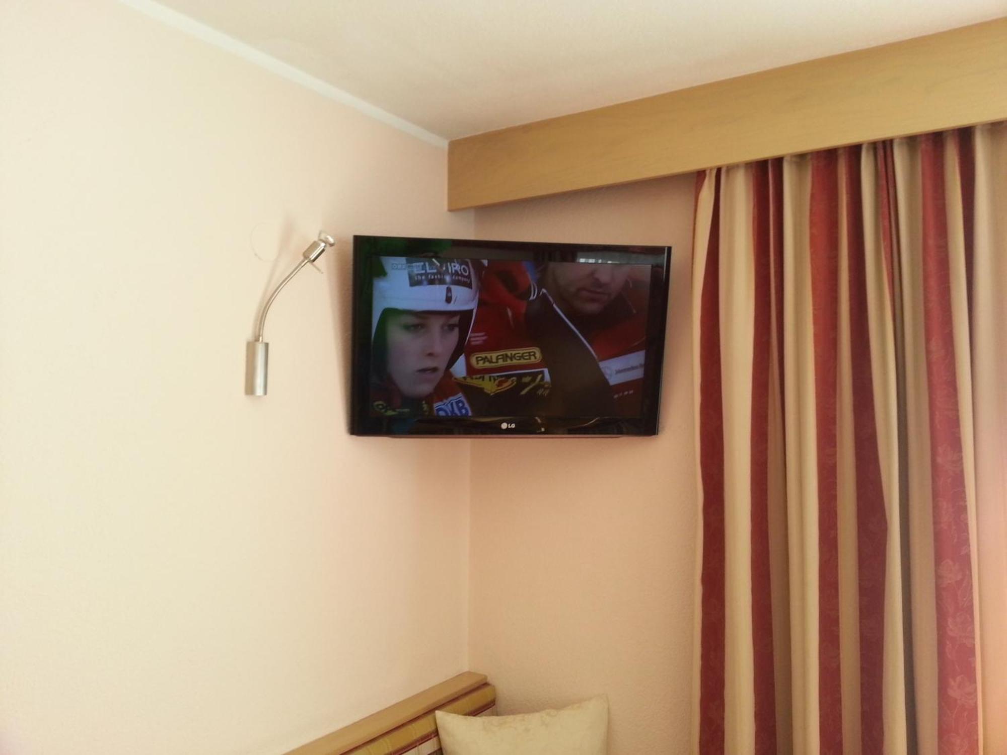 Haus Tanja Apartment Längenfeld Екстериор снимка