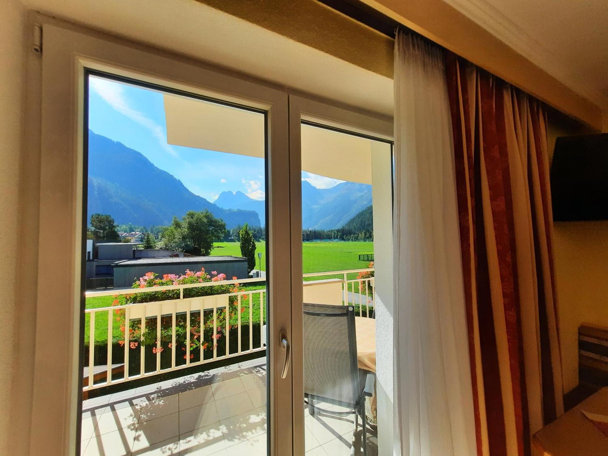 Haus Tanja Apartment Längenfeld Екстериор снимка