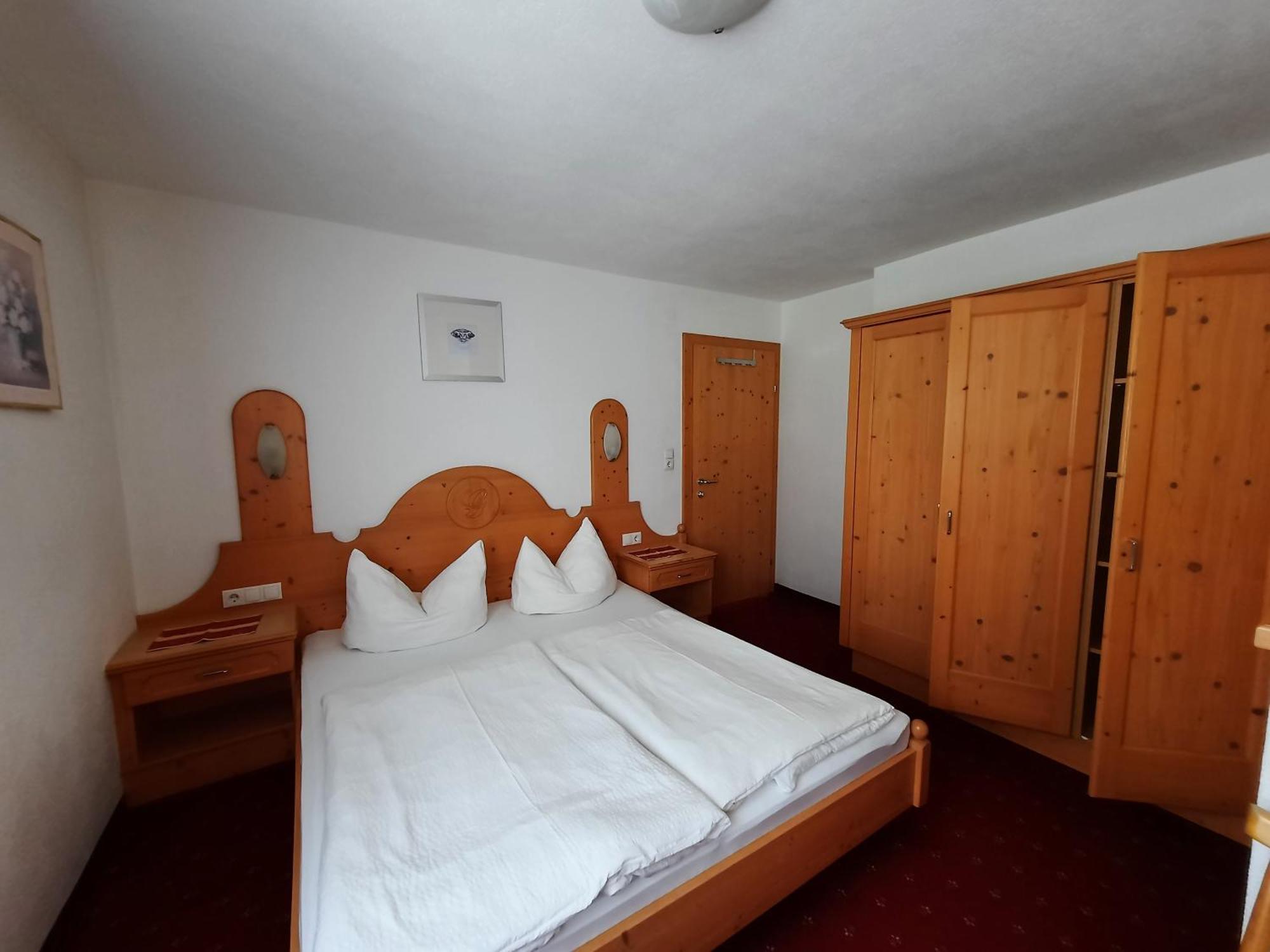 Haus Tanja Apartment Längenfeld Екстериор снимка