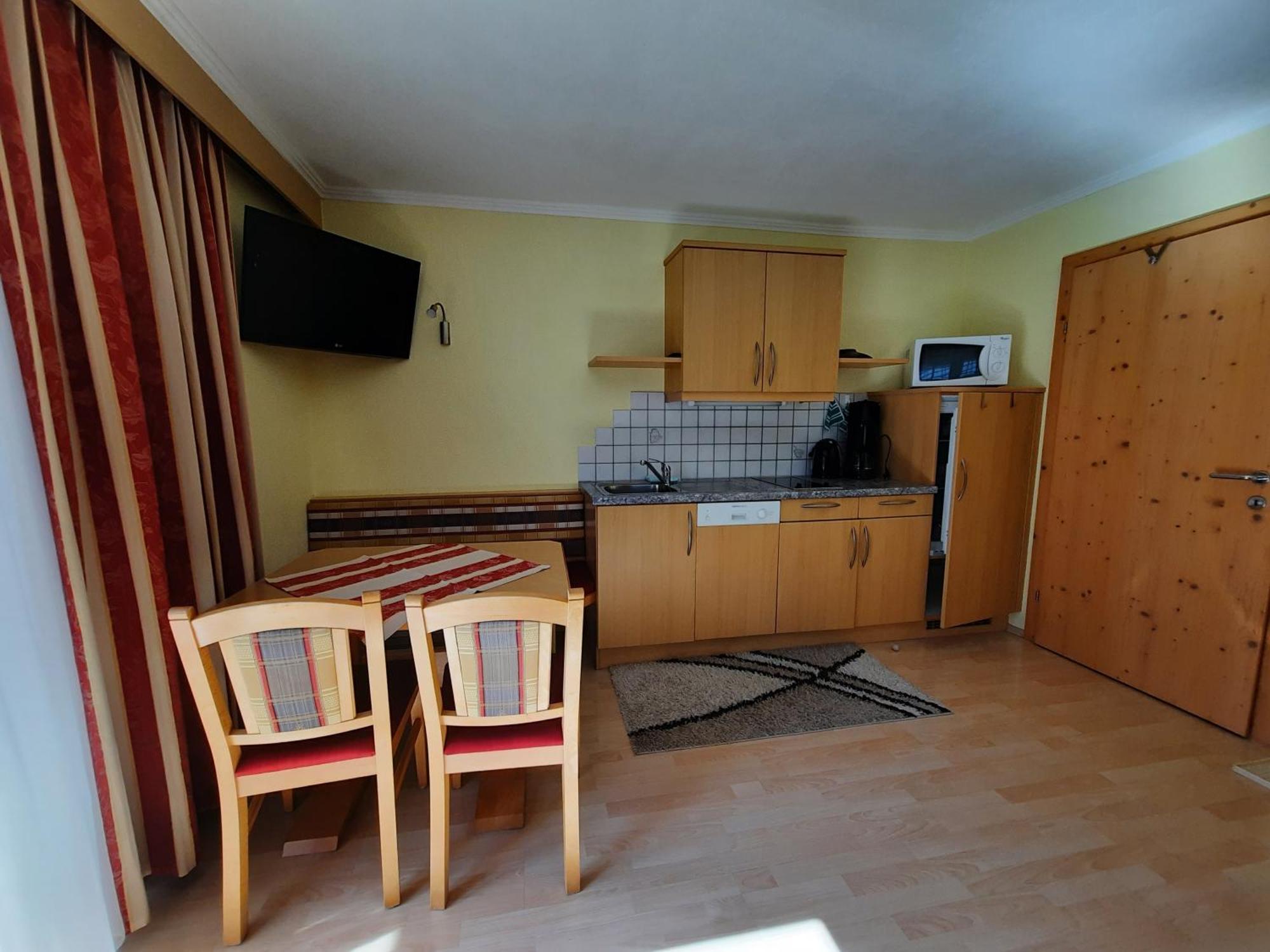 Haus Tanja Apartment Längenfeld Екстериор снимка