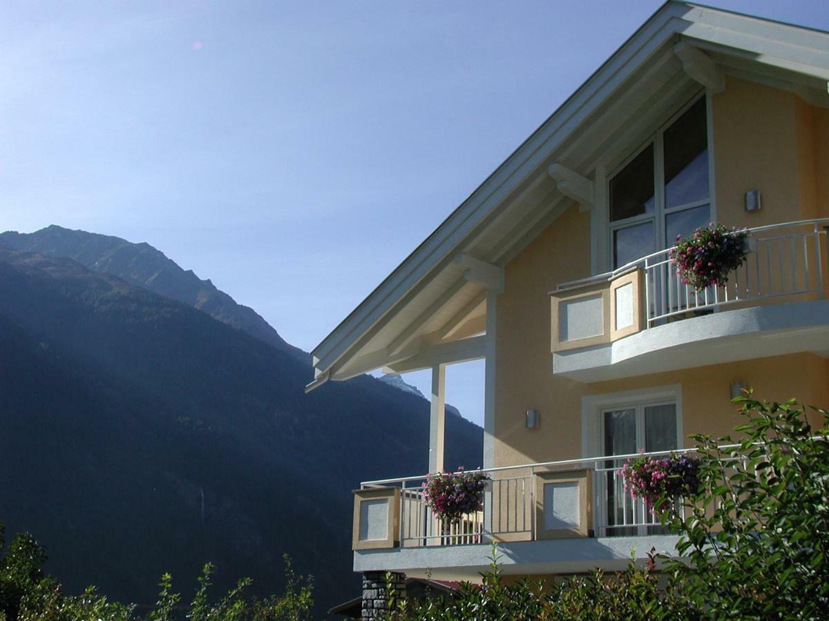 Haus Tanja Apartment Längenfeld Екстериор снимка